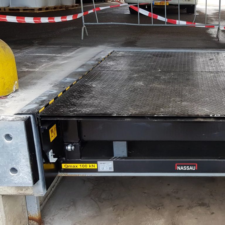 Dock equipment 16tr